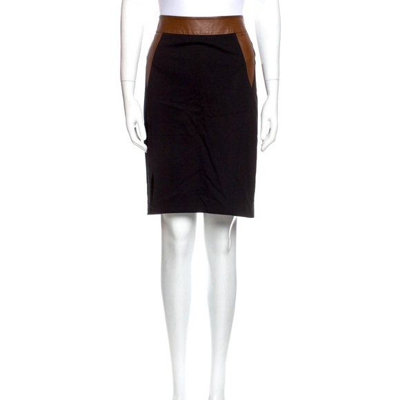 Neiman Marcus Knee Length Pattern Skirt - Picture 2 of 14